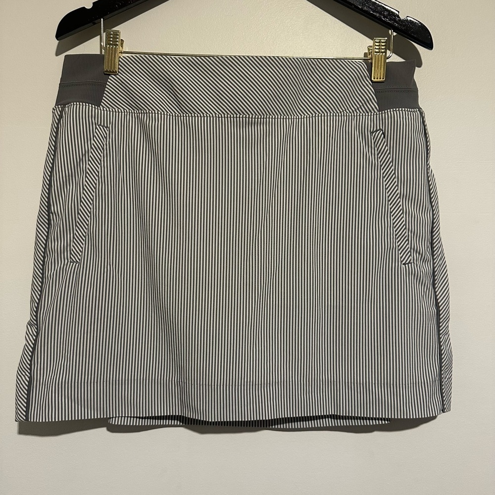 Athleta Black and White Striped Skort